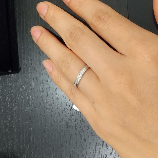 【PILOT BRIDAL(パイロットブライダル)の口コミ】 鍛造で、デザインが凝っている点に惹かれました。特にGraceは他にはないデ…