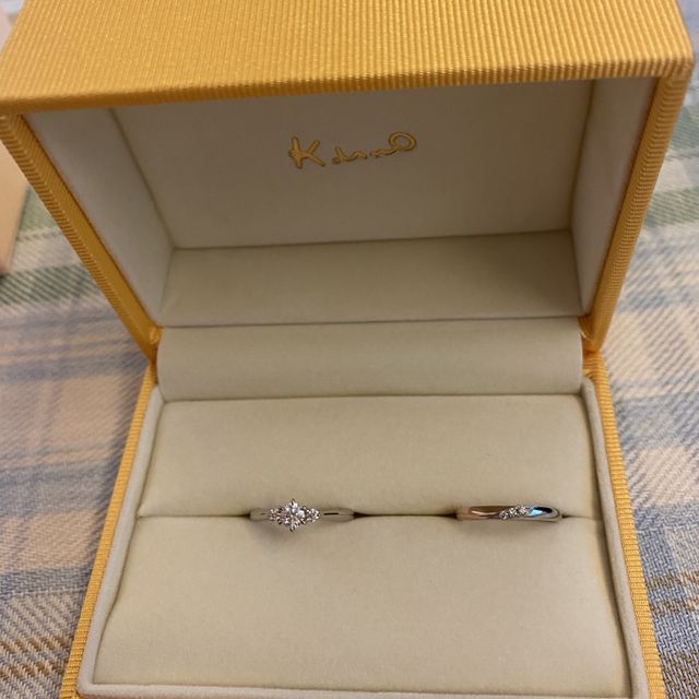 【ケイウノ ブライダル(K.UNO BRIDAL)の口コミ】 指輪のデザインがシンプルだったのが良かったです！エンゲージリングはリ…