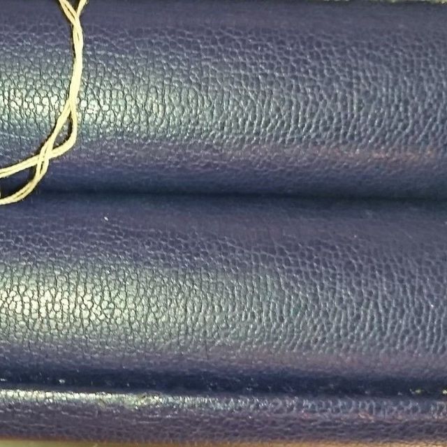 【銀座ダイヤモンドシライシの口コミ】 ダイヤモンドがすごくきれいに見えるデザインで、指輪の腕部分が華奢にな…