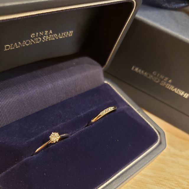 【銀座ダイヤモンドシライシの口コミ】 シンプルかつ可愛らしく、いつまでもつけられるようなデザインを選びまし…