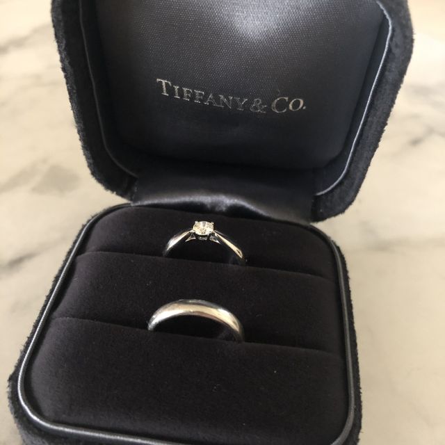 【ティファニー(Tiffany & Co.)の口コミ】 ティファニーの婚約指輪をもらったので、結婚指輪も同じブランドにしよう…