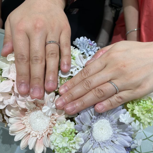 【アイプリモ(I-PRIMO)の口コミ】 ダイヤがついたもので、かつ目立ちすぎないものを探していました。お気に…