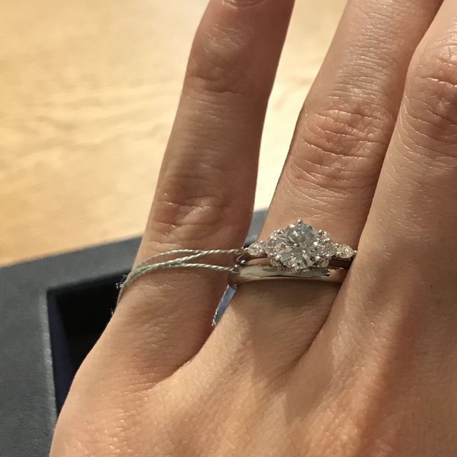 【BIJOUPIKO(ビジュピコ)の口コミ】 指が細くて長くてゴツゴツしているのででねじれなどないストレートのシン…