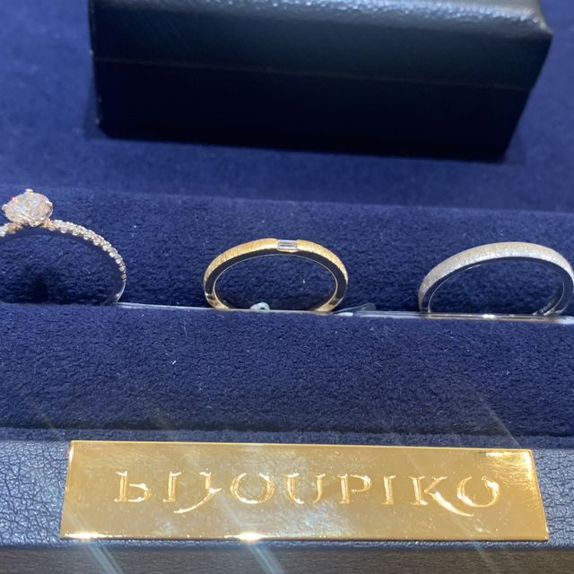 【TOMOE(トモエ)の口コミ】 結婚指輪を「絹」、婚約指輪を「七宝」で選びました
「絹」のあまり見た事…