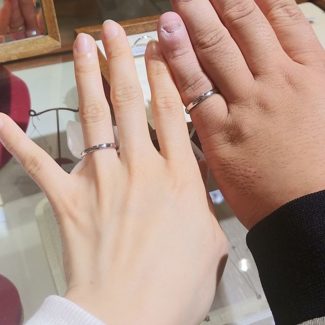 【TRECENTI(トレセンテ)の口コミ】 ストレートタイプで装飾も何も無いシンプルなデザインです。
年齢が上がっ…