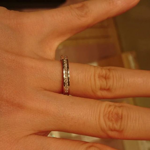 【ジュエリーツツミ(JEWELRY TSUTSUMI)の口コミ】 ストレートタイプで扱いやすいですが、クールな印象でモダンなデザインだ…