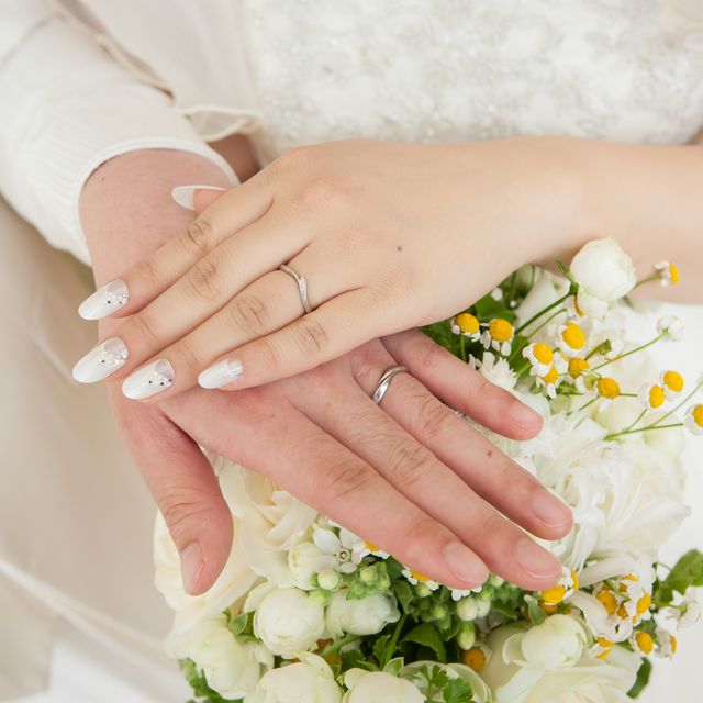 【俄(にわか)の口コミ】 デザインがシンプルなのと、春に結婚したので初桜という名前がとても気に…