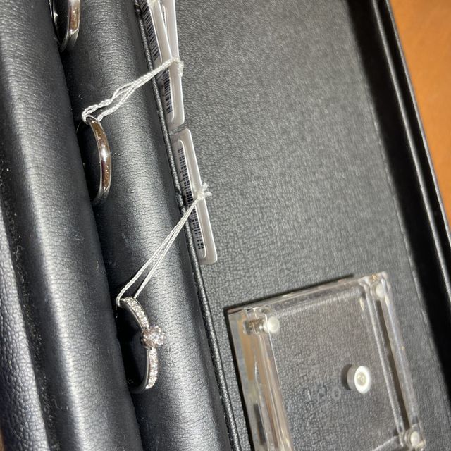 【TRECENTI(トレセンテ)の口コミ】 カラット数に関わらず、ダイヤ自体がキラキラしていてカラットが少なめで…