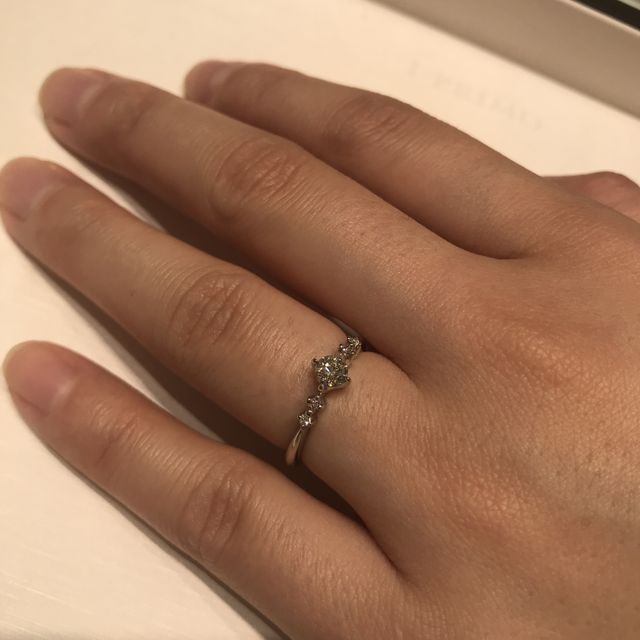 【アイプリモ(I-PRIMO)の口コミ】 ピンクダイアモンドがふたつあるので、それがとても可愛かったです。また…