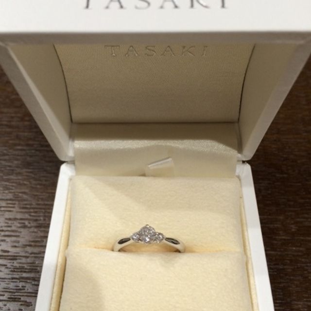 【TASAKI(タサキ)の口コミ】 年を重ねても付けられるようなシンプルで飽きのこないデザインを中心に探…