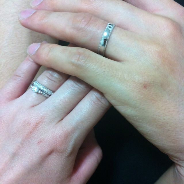 【アイプリモ(I-PRIMO)の口コミ】 婚約指輪を初めに決めていて、セットでつけた時に合いそうな物を選びまし…