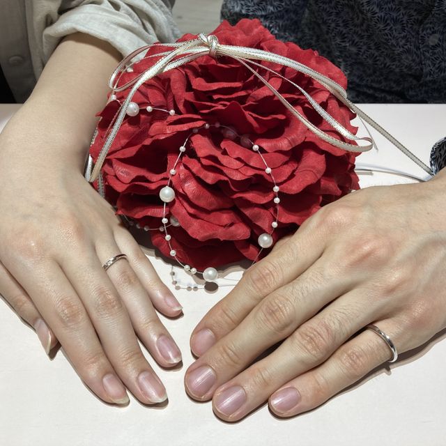 【TRECENTI(トレセンテ)の口コミ】 指輪のデザイン、価格帯が満足いくものであったため
1.デザインはシンプル…