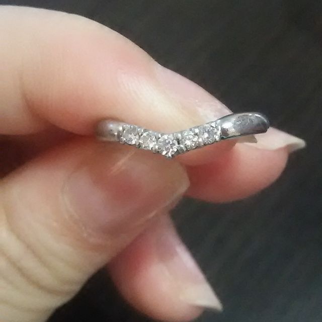 【銀座ダイヤモンドシライシの口コミ】 先に婚約指輪を主人が購入していて、株を買い株主優待で30パーセントほど…