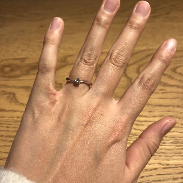 【PORTADA(ポルターダ)の口コミ】 もともとあまり気になるデザインではなかったのですが、自分の指にウェー…