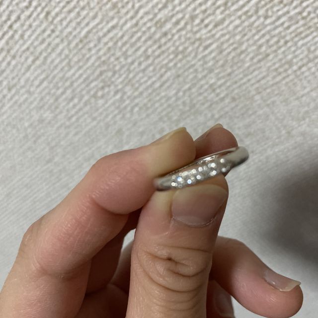 【アイプリモ(I-PRIMO)の口コミ】 つけた感じがしなく指輪付けてるのを忘れるくらい
軽く違和感がなくつけ心…