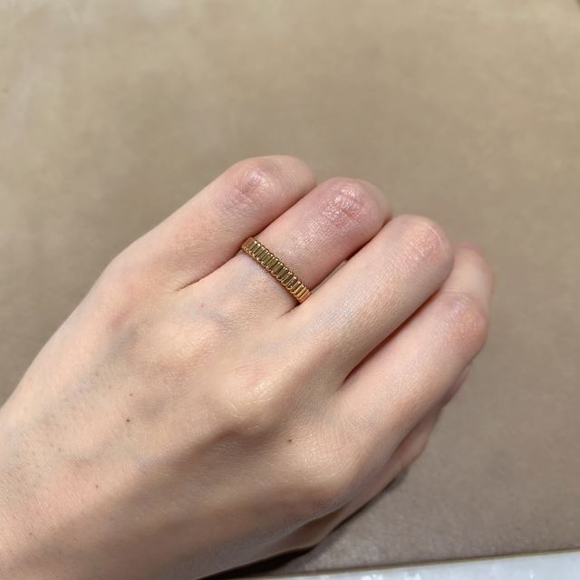 【ブシュロン(BOUCHERON)の口コミ】 人と被らない指輪を探しており、ブシュロンのグログランをネットで見てか…