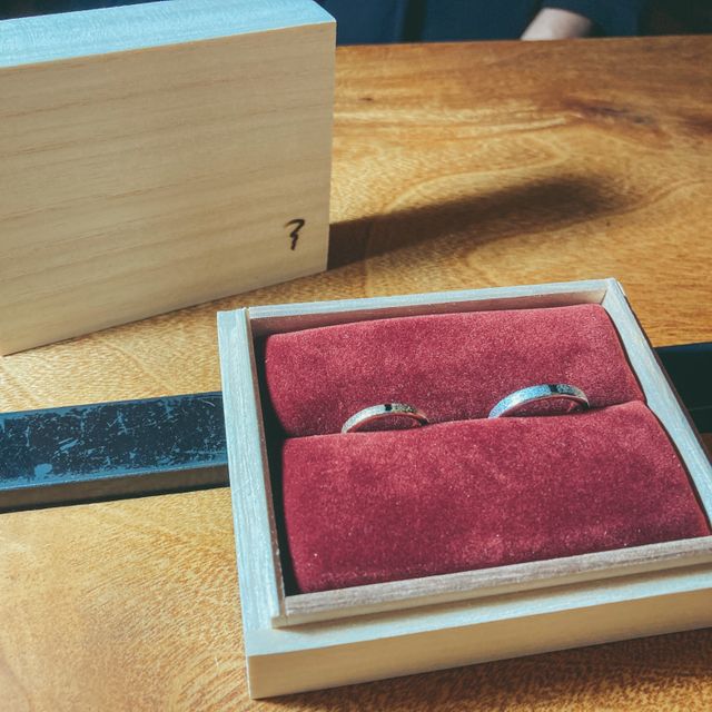 【ichi(イチ)の口コミ】 素材はプラチナと5種類の金から選べ、
それぞれの素材についてきちんと説…