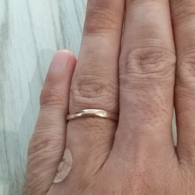 【MILK&Strawberry(ミルクアンドストロベリー)の口コミ】 あまり派手ではない落ち着いたデザインを探していました。ピンクゴールド…