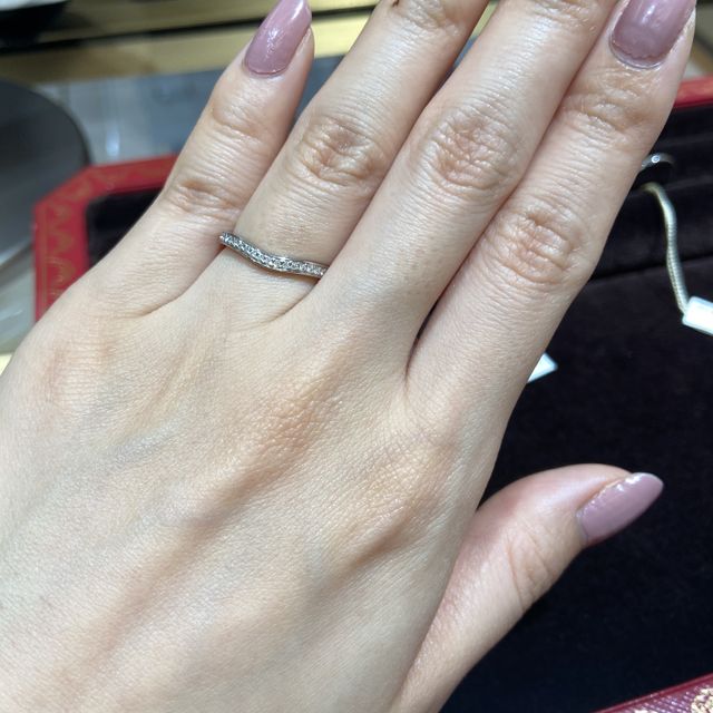 【カルティエ(Cartier)の口コミ】 結婚指輪は絶対にカルティエのバレリーナカーブがいいと思っていました。…