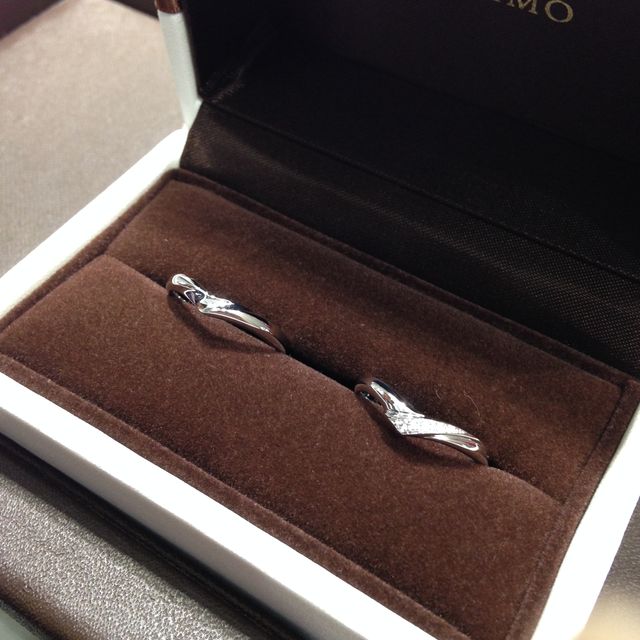 【アイプリモ(I-PRIMO)の口コミ】 指が太めなので綺麗に見えるVラインのもので探していたら、Vのところが織…