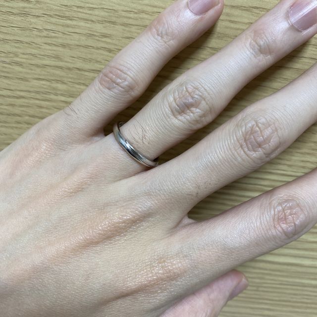 【銀座ダイヤモンドシライシの口コミ】 親切・丁寧なスタッフさんから色んなタイプの指輪を見せてもらい、希望で…