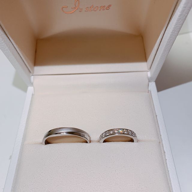 【I's stone(アイズストーン)の口コミ】 デザインに一目惚れしました。1店舗目でしたが本当に即決でした。ダイヤが…