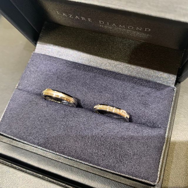 【ラザール ダイヤモンド(LAZARE DIAMOND)の口コミ】 デザイン
彼女はダイヤモンドがたくさんついたリングが好みで、ラザールダ…