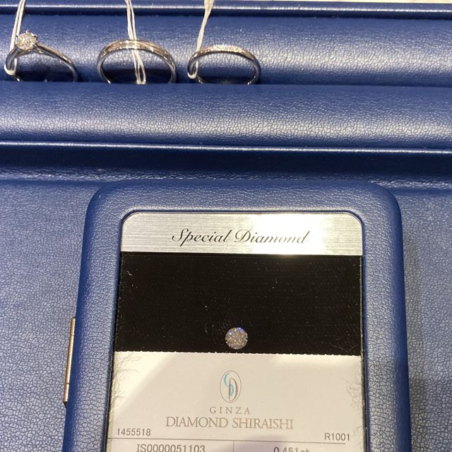 【銀座ダイヤモンドシライシの口コミ】 仕事上、あまりキラキラのたくさんダイヤモンドがついたものはつけられな…