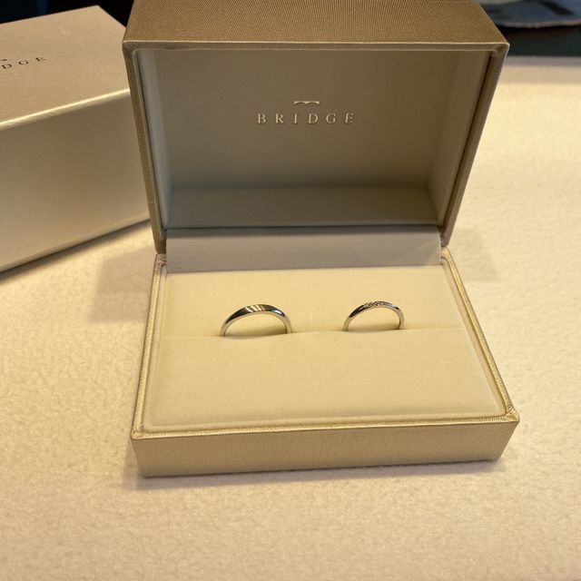 【BRIDGE(ブリッジ)の口コミ】 デザインが可愛かった。男性のデザインも相手の方に似合いそうだった。ダ…