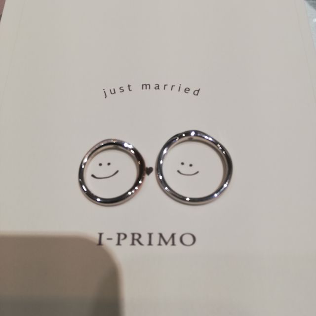 【アイプリモ(I-PRIMO)の口コミ】 デザインがかっこよかった。
ダイヤモンド加工がきれいだった。
内側に星…
