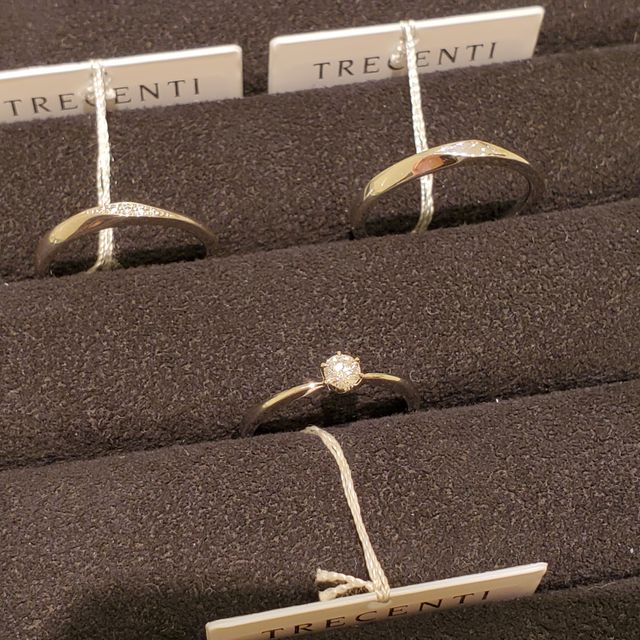【TRECENTI(トレセンテ)の口コミ】 シンプルで華奢なデザインを探していました。トレセンテは指輪のデザイン…