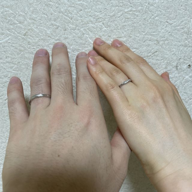 【銀座ダイヤモンドシライシの口コミ】 新婦がわの指輪はデザインが豊富にありとても悩んでおりましたが、気に入…
