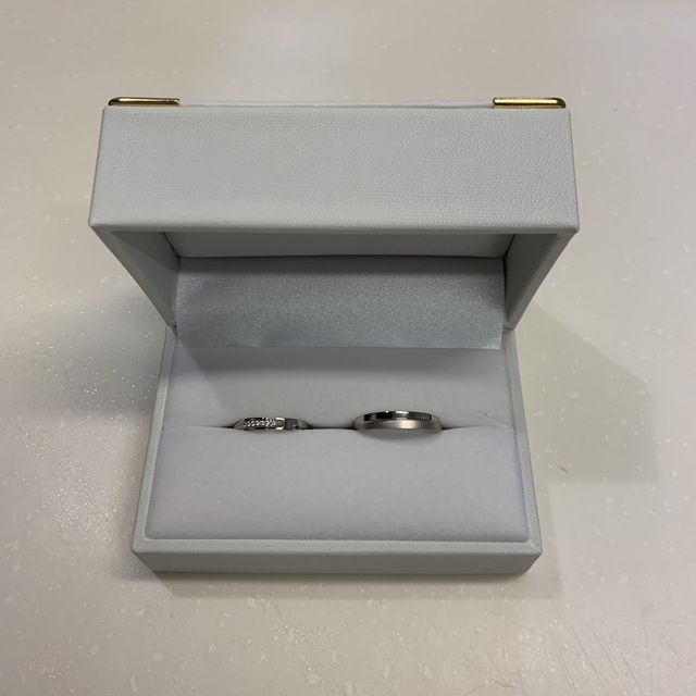 【Mariage ent(マリアージュエント)の口コミ】 いろんなブランドの指輪を見せていただいた中で、お互いに気に入ったデザ…