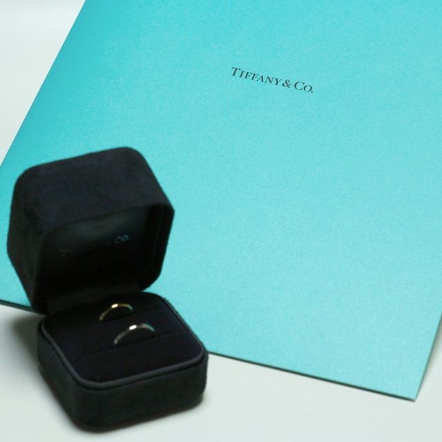 【ティファニー(Tiffany & Co.)の口コミ】 シンプルなデザインで、ブランドとしても有名なものがいいと言う夫の要望…