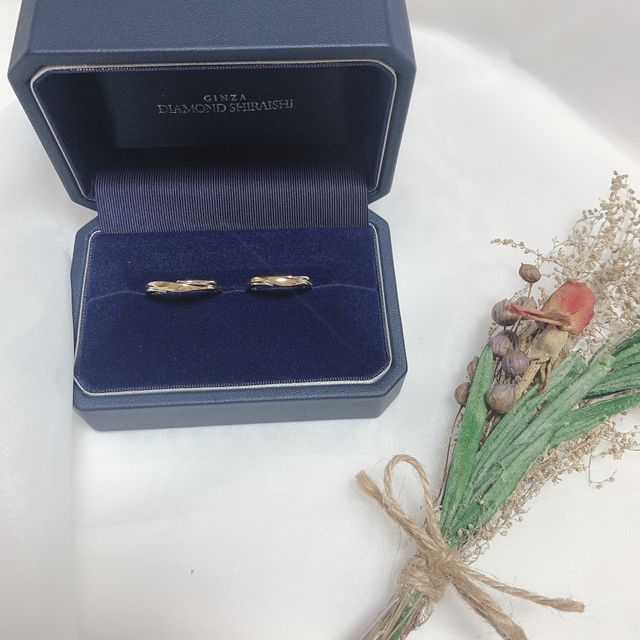 【銀座ダイヤモンドシライシの口コミ】 デザインが素敵だったので一目惚れして購入しました。価格や希望にそって…