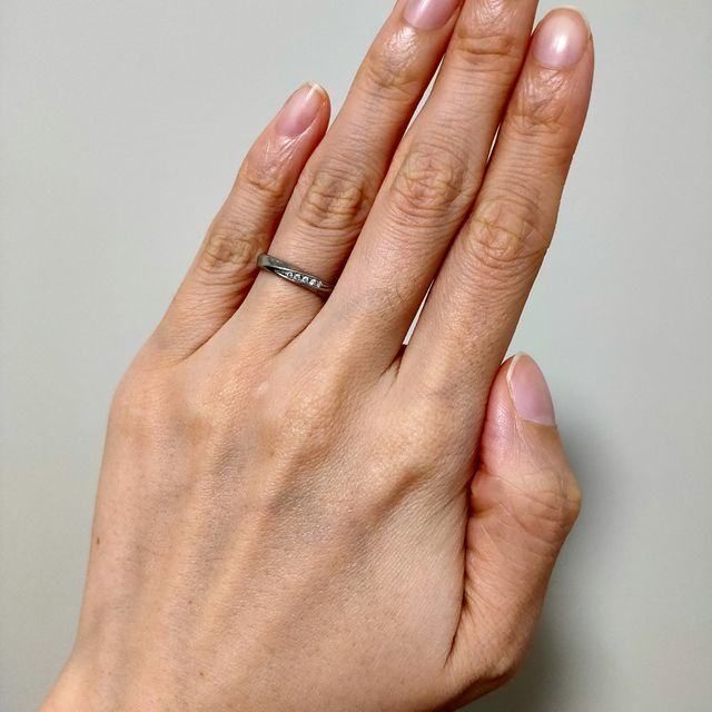 【ギンザタナカブライダル(GINZA TANAKA BRIDAL)の口コミ】 自分の指に似合う指輪に決めました。
色々なデザインがありましたが、実際…
