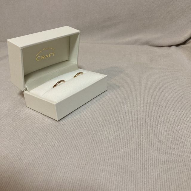 【CRAFY(クラフィ)の口コミ】 指輪購入にあたり、長くつけても飽きが来ないような、年齢を重ねても付け…
