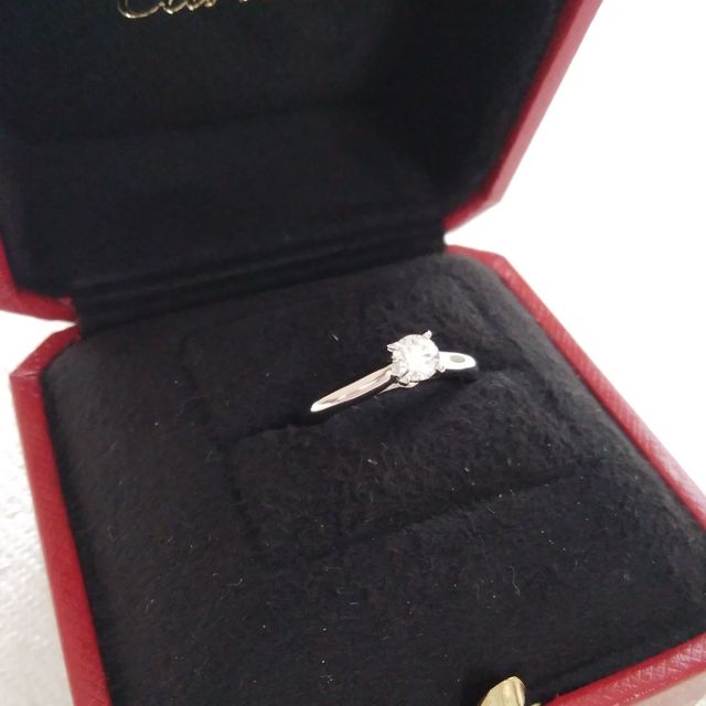 【カルティエ(Cartier)の口コミ】 プラチナ950のソリティアタイプのものをいただきました。決め手となったの…