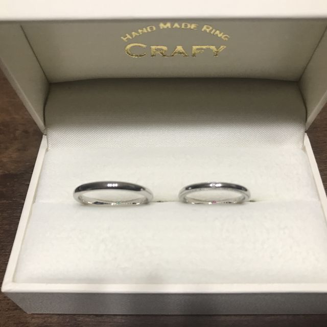 【CRAFY(クラフィ)の口コミ】 私たちは結婚指輪を自分たちで製作したかったので、
指輪が手作りできると…