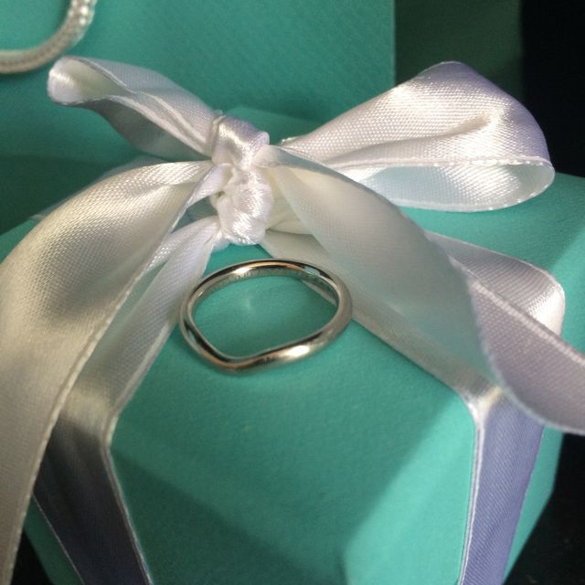 【ティファニー(Tiffany & Co.)の口コミ】 結婚指輪といえば、「いつかはティファニー」という気持ちがあったので、…