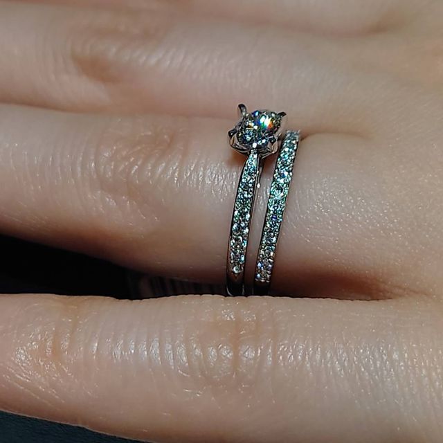 【銀座ダイヤモンドシライシの口コミ】 求めていたカット、カラー、クラリティ、カラット、のルースを他の店舗と…