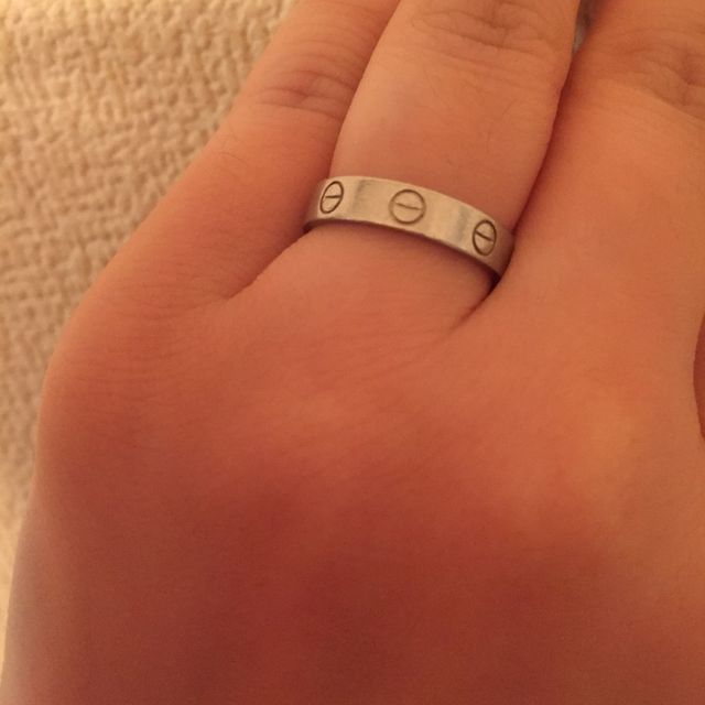 【カルティエ(Cartier)の口コミ】 主人がずっと憧れていたデザイン、ブランドだったとのことで最初からイチ…