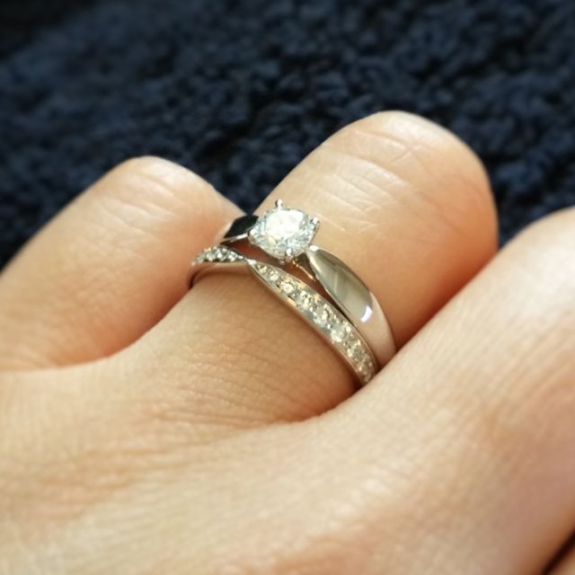 【ティファニー(Tiffany & Co.)の口コミ】 色々なブランドの指輪を見ていましたが、ずっとティファニーに憧れていま…