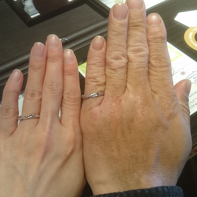 【JEWELRY  KAMATA(ジュエリーかまた)の口コミ】 探していた理想のウェーブ型の指輪です！

遠方のジュエリーショップで見…