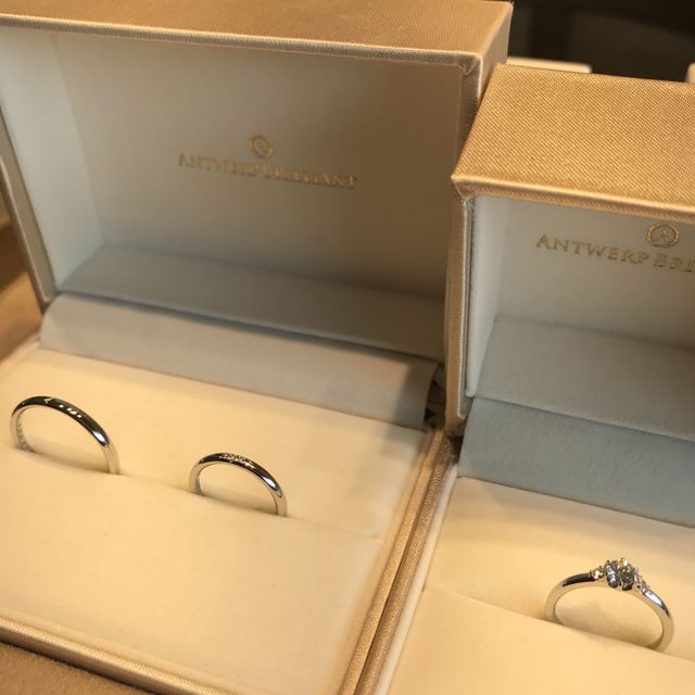 【ANTWERP BRILLIANT(アントワープブリリアント)の口コミ】 細身でシンプルな指輪の中でも、長く身につけることを考えて丈夫なものが…