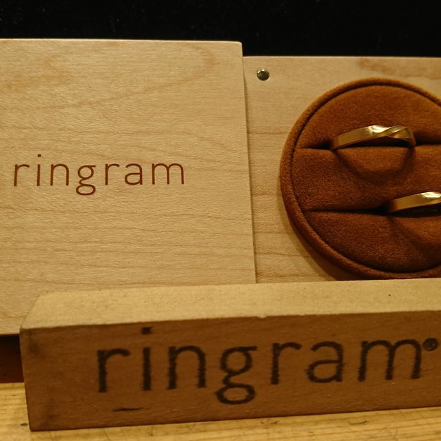 【ringram(リングラム)の口コミ】 石無しでシンプルなものを希望しており、購入にあたり色々と調べていたの…