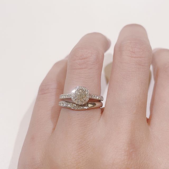 【ラザール ダイヤモンド(LAZARE DIAMOND)の口コミ】 ずっと憧れのブランドだったこと、デザインのかわいさと、結婚指輪とのバ…