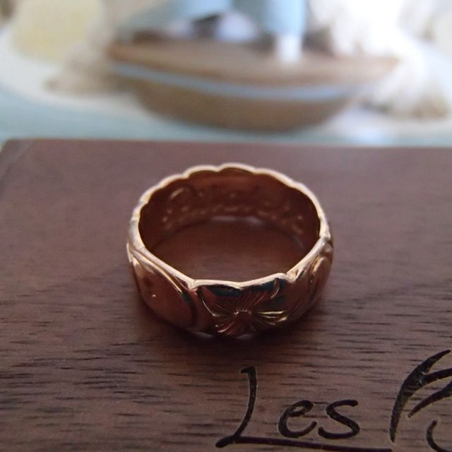 【レザンジュの口コミ】 婚約指輪もここでつくったので是非結婚指輪もここで作りたいと思い店舗は…