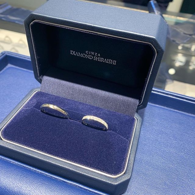 【銀座ダイヤモンドシライシの口コミ】 もともと結婚指輪は、キラキラしたものがいいと思っており、ハーフエタニ…