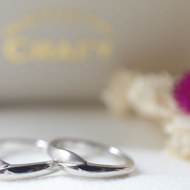 【CRAFY(クラフィ)の口コミ】 ・デザインのサンプルが豊富で、指が太い＆短い私でも、気に入るデザイン…